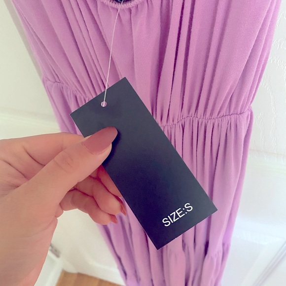 Lilac Flowy Maxi Dress - Picture 2 of 4